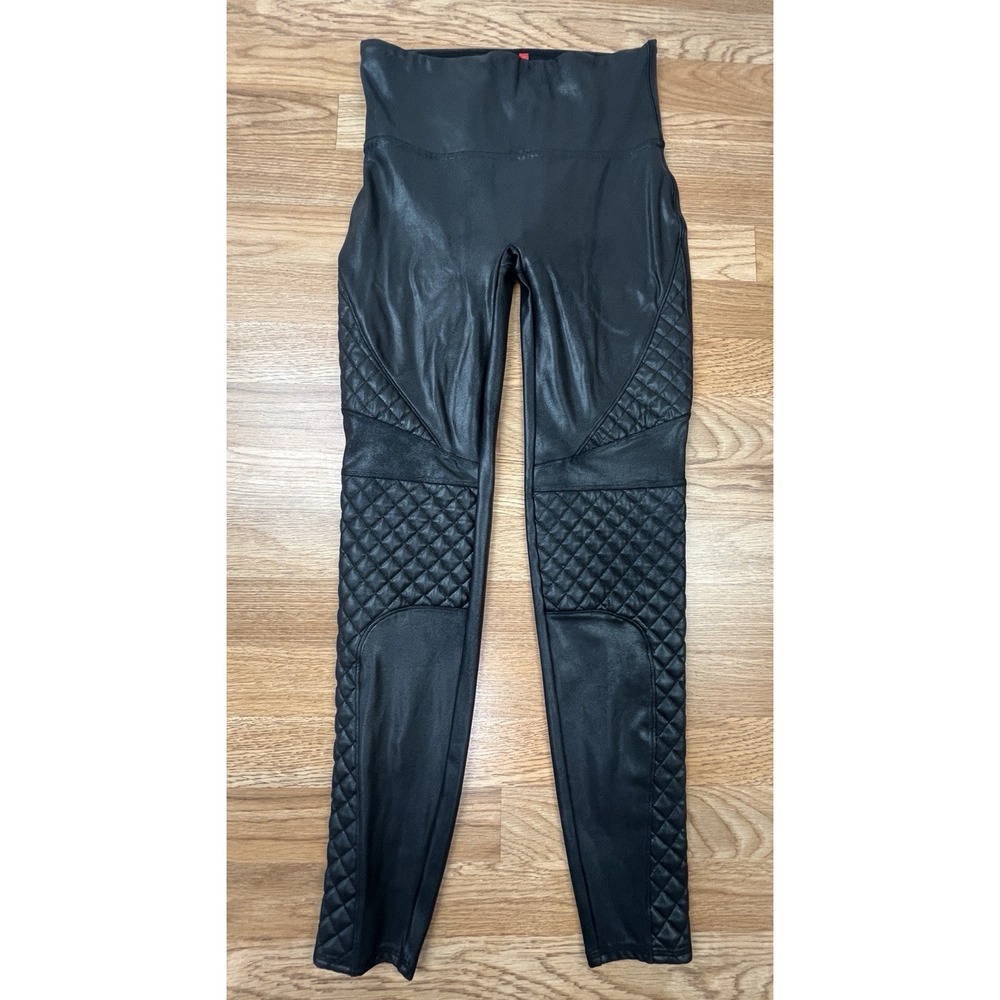 Spanx Quilted Faux Leather Moto Leggings Size Medium Very Black, Style # 20248R‎